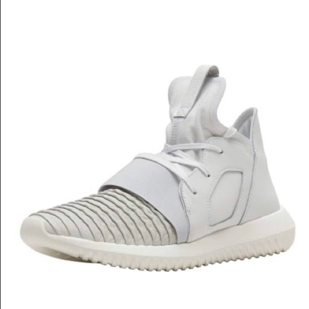Adidas Tubular size 6.5
